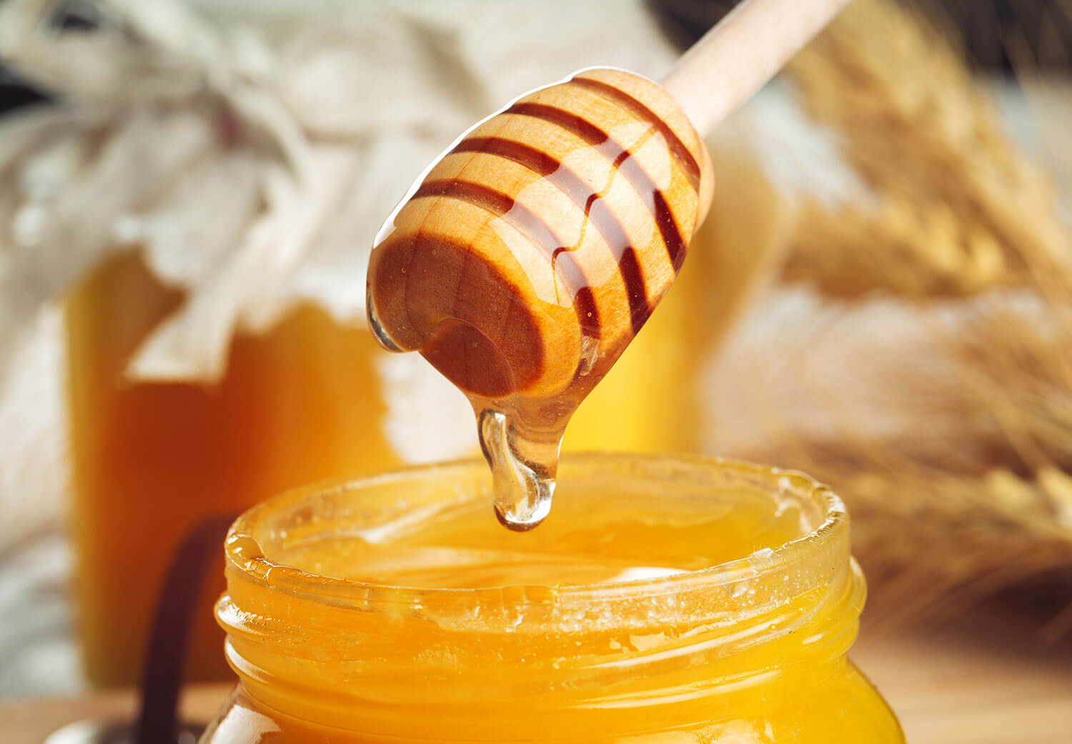 عسل طبیعی را می‌توان ماده‌ای موثر برای درمان بیماری سرماخوردگی دانست.